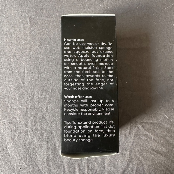 Elaina Badro Set of 2 Luxury Beauty Makeup Sponges BRAND NEW - Picture 5 of 6